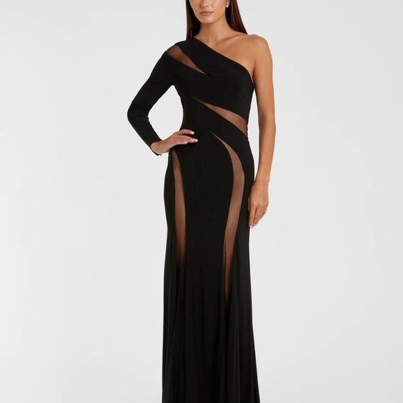 Mac Duggal Black One-Shoulder Gown 11311 - Picture 2 of 11